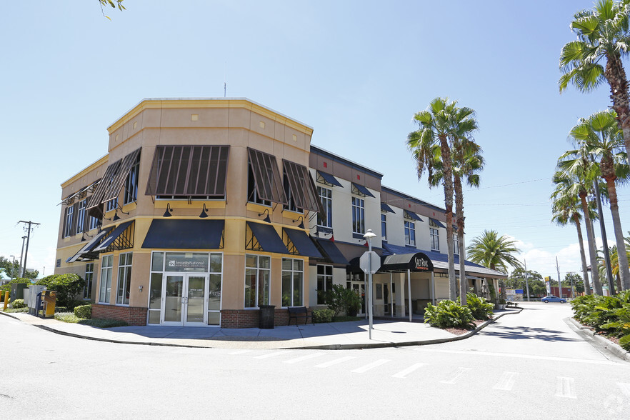 3687 Tampa Rd, Oldsmar, FL for lease - Building Photo - Image 1 of 13