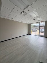 7075 Fm 1960 Rd W, Houston, TX for lease Building Photo- Image 2 of 2