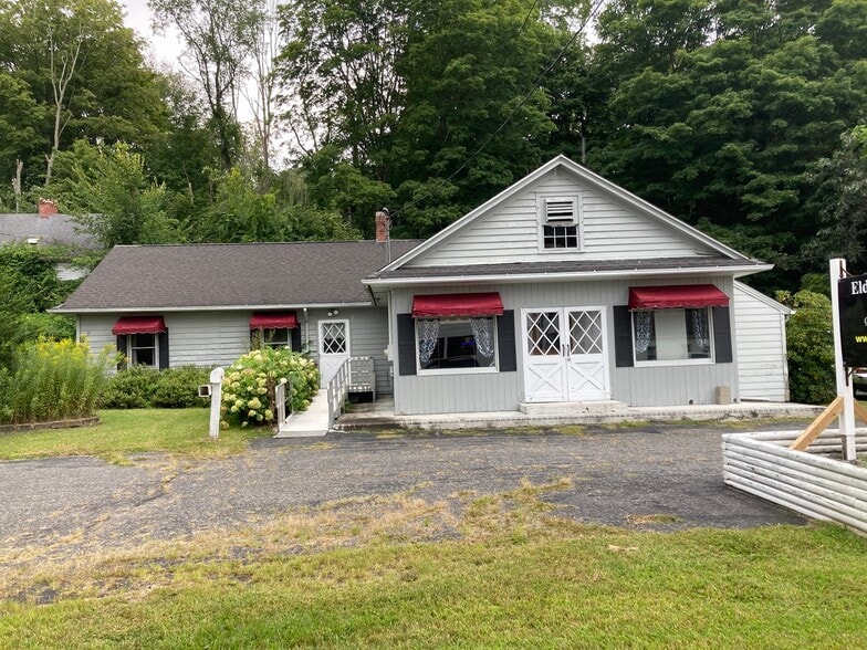 1595 Hartford New London Tpke, Oakdale, CT for sale - Building Photo - Image 2 of 10