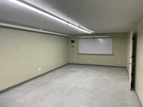 1063-1065 E 3300 S, Salt Lake City, UT for lease Building Photo- Image 2 of 5