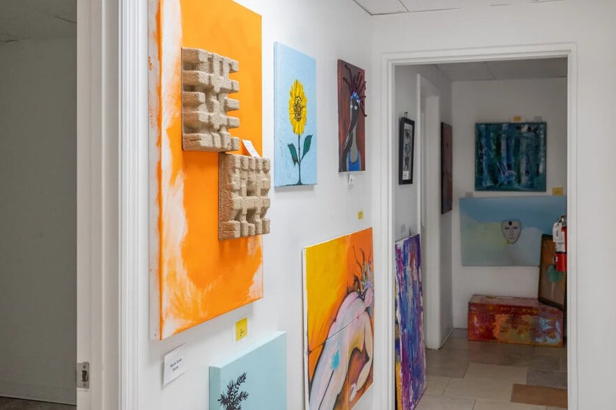 400 23rd St S, Saint Petersburg, FL for lease - Building Photo - Image 3 of 15