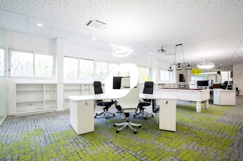 Flex in Buc for lease Interior Photo- Image 1 of 14