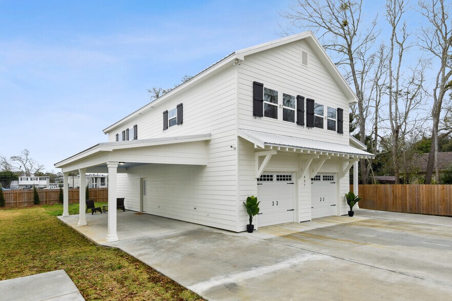 437 Webster St, Bay Saint Louis, MS à vendre - Photo du bâtiment - Image 2 de 47