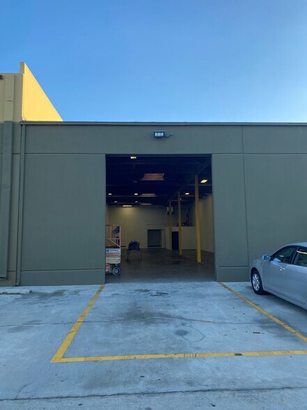 701-833 W Anaheim St, Long Beach, CA à louer - Photo du bâtiment - Image 3 de 7