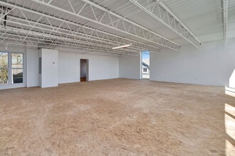 2533-2537 Far Hills Ave, Oakwood, OH for lease Building Photo- Image 2 of 6