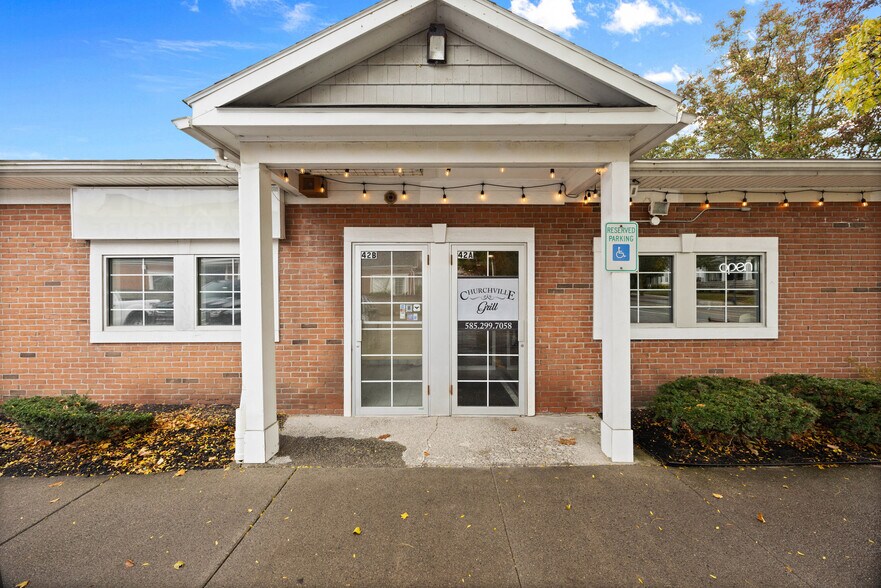 42 S Main St, Churchville, NY à louer - Photo du bâtiment - Image 1 de 18