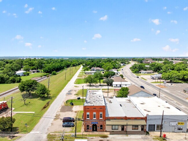 More details for 201 N Bois D Arc St, Forney, TX - Retail for Sale