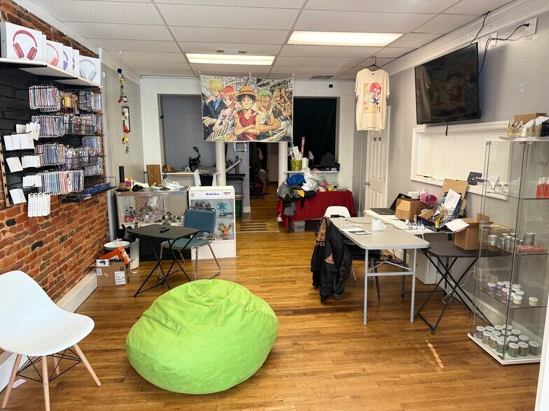 923 Commercial St, Conyers, GA à vendre - Photo du bâtiment - Image 3 de 21