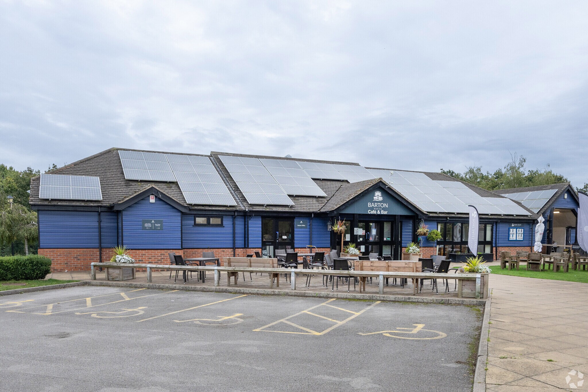 Barton Turn, Barton Under Needwood à louer Photo principale- Image 1 de 3