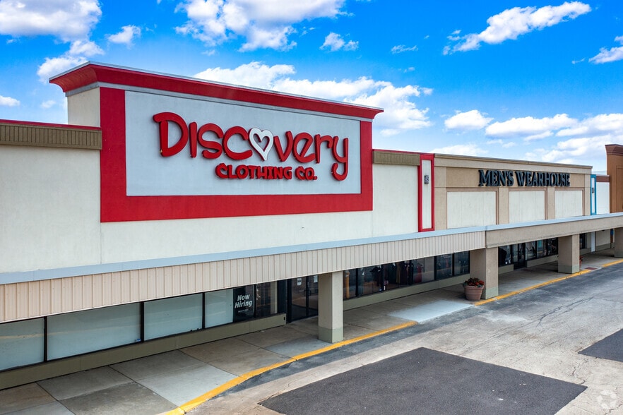 1209-1253 E Golf Rd, Schaumburg, IL à louer - Photo du bâtiment - Image 3 de 6