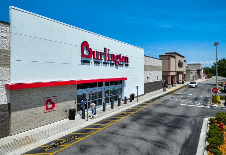 W Hillsborough Ave, Tampa, FL for lease - Building Photo - Image 2 of 5