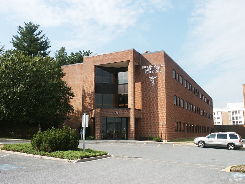 295 Stoner Ave, Westminster, MD for sale - Primary Photo - Image 1 of 2