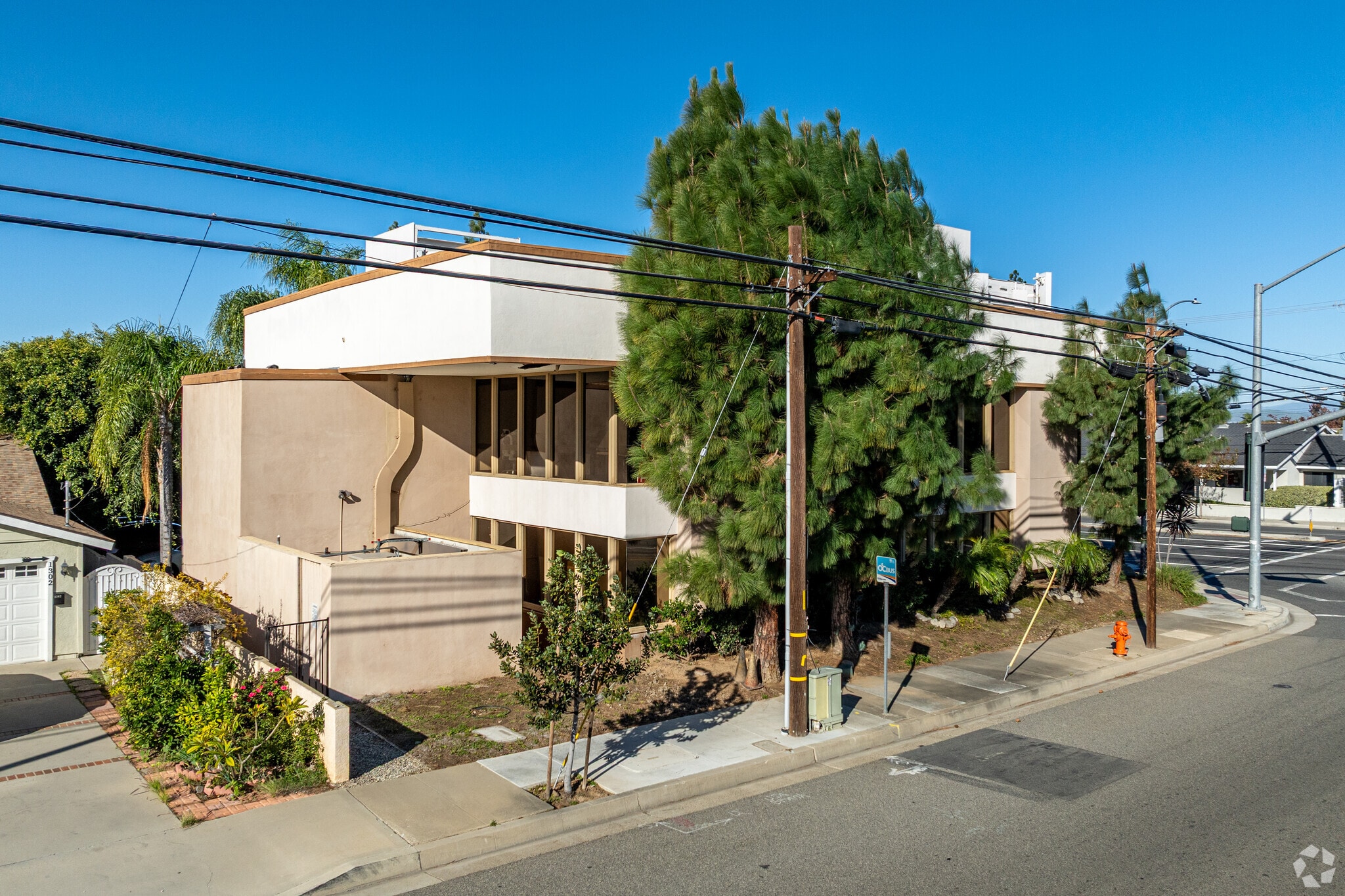 2914 E Katella Ave, Orange, CA for sale Primary Photo- Image 1 of 6