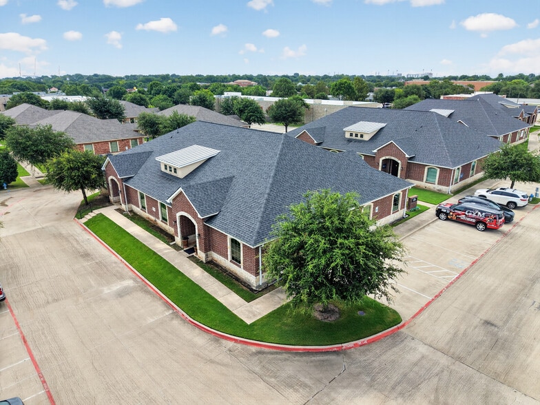 3600 Eldorado Pky, McKinney, TX à vendre - Photo du bâtiment - Image 1 de 26