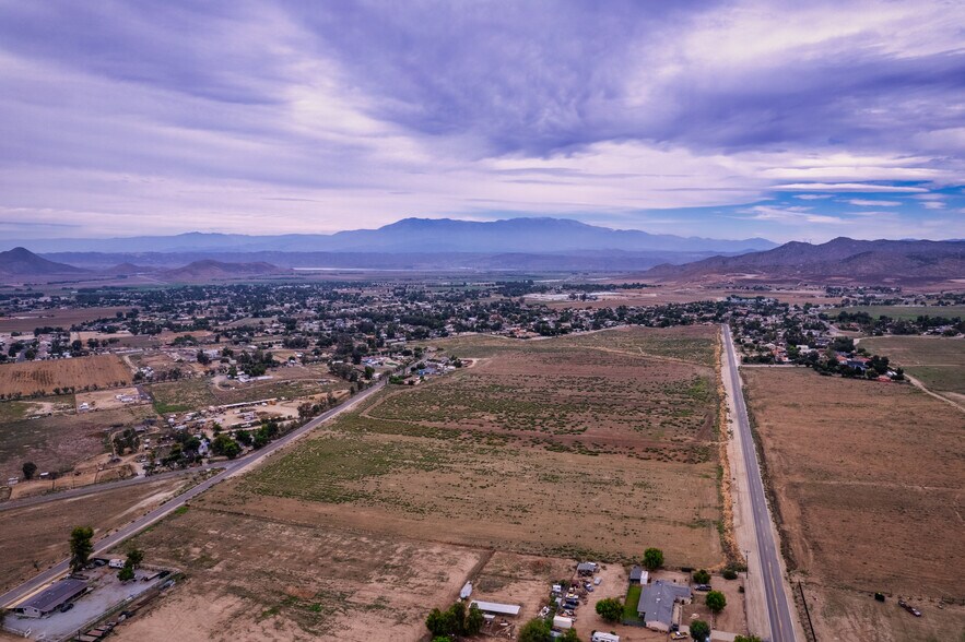 0 Gibson Ave & Montgomery ave, Nuevo, CA à vendre - Photo du bâtiment - Image 2 de 36