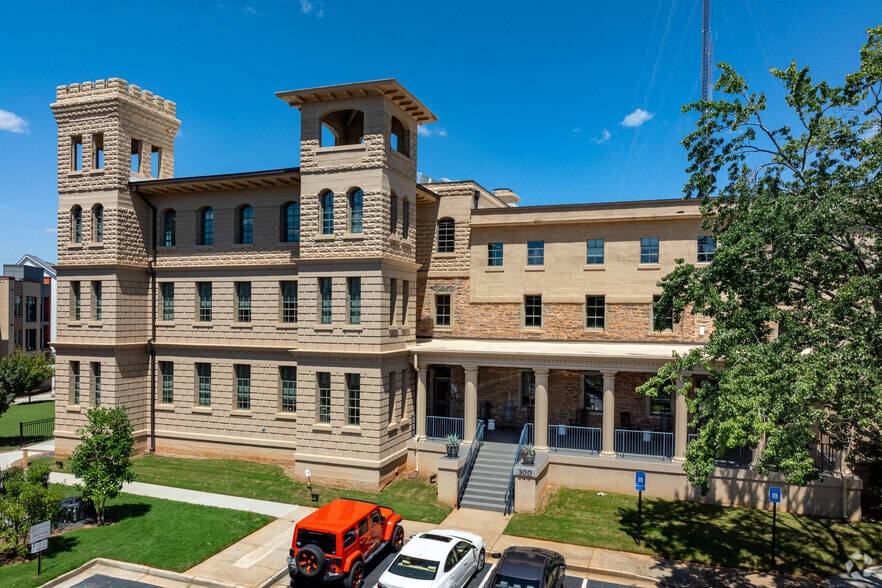 750 Glenwood Ave, Atlanta, GA for lease - Building Photo - Image 1 of 3