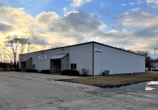 2402 McDonough St, Joliet, IL for lease Building Photo- Image 2 of 5