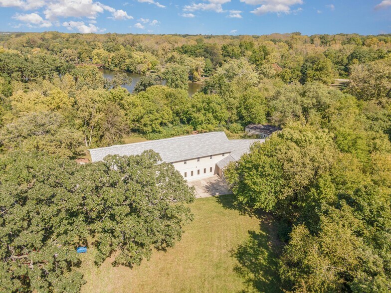 1626 State Route 31, Oswego, IL à vendre - Photo du bâtiment - Image 3 de 50