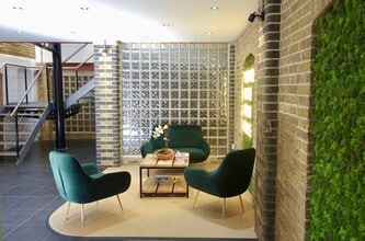 47 Queens Rd, Weybridge for lease Interior Photo- Image 2 of 37