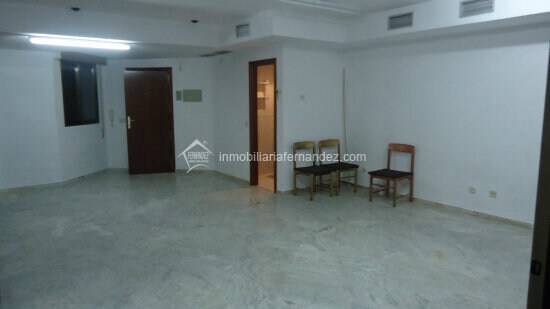 Bureau dans Cáceres à louer - Photo du bâtiment - Image 3 de 5