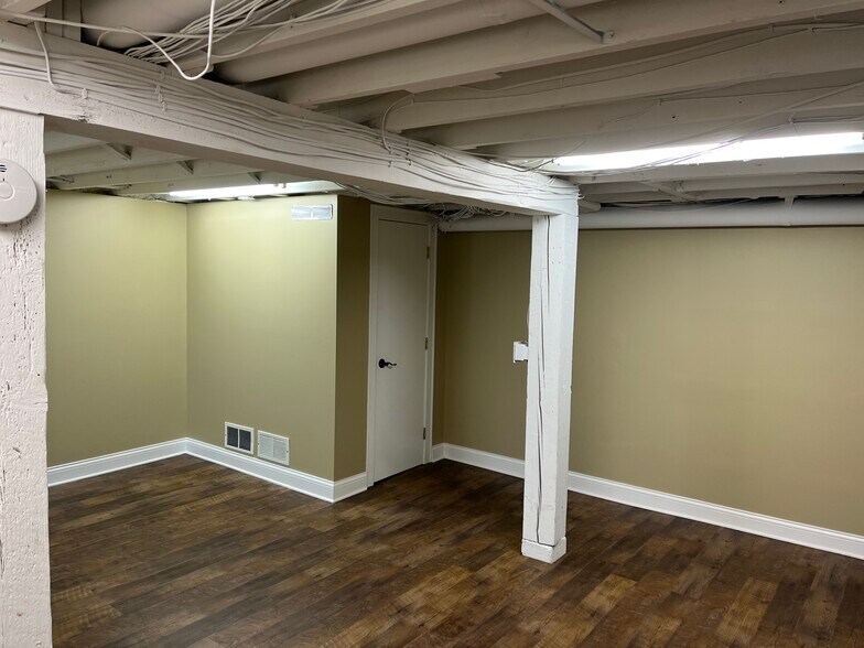 2600 Johnson St NE, Minneapolis, MN à louer - Photo intérieure - Image 2 de 19