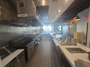 2030 Hudson St, Fort Lee, NJ for lease Interior Photo- Image 2 of 2