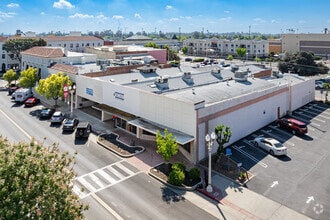 213 W 7th St, Hanford, CA - Aérien  Vue de la carte