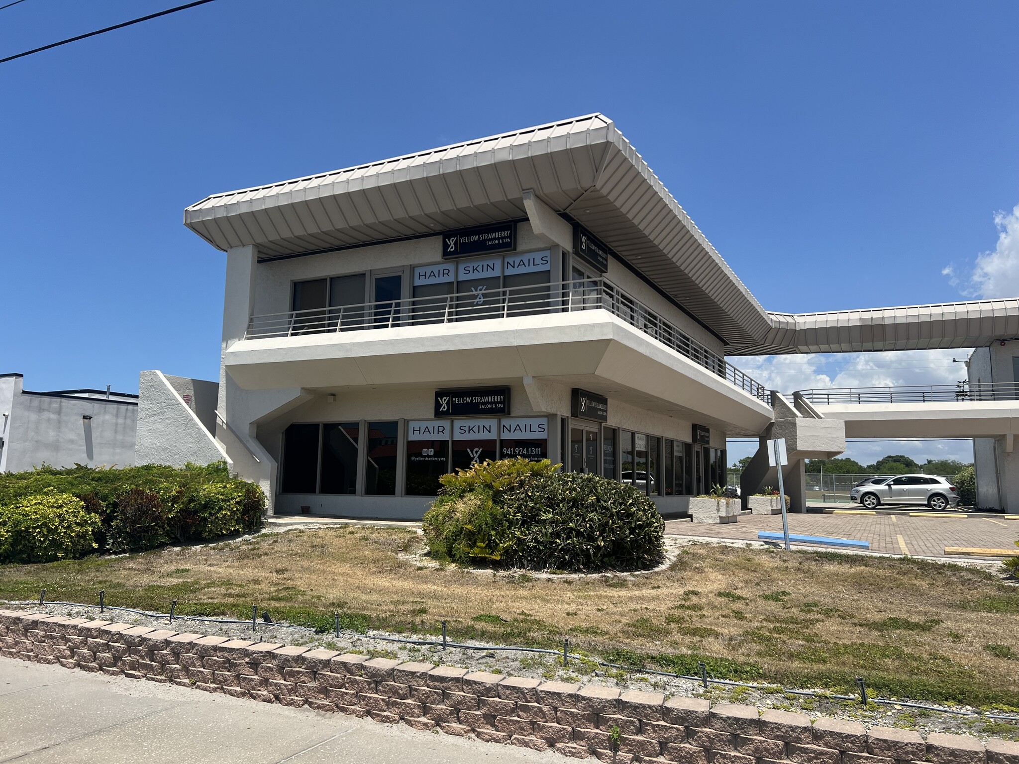 2345 Bee Ridge Rd, Sarasota, FL for sale Primary Photo- Image 1 of 31