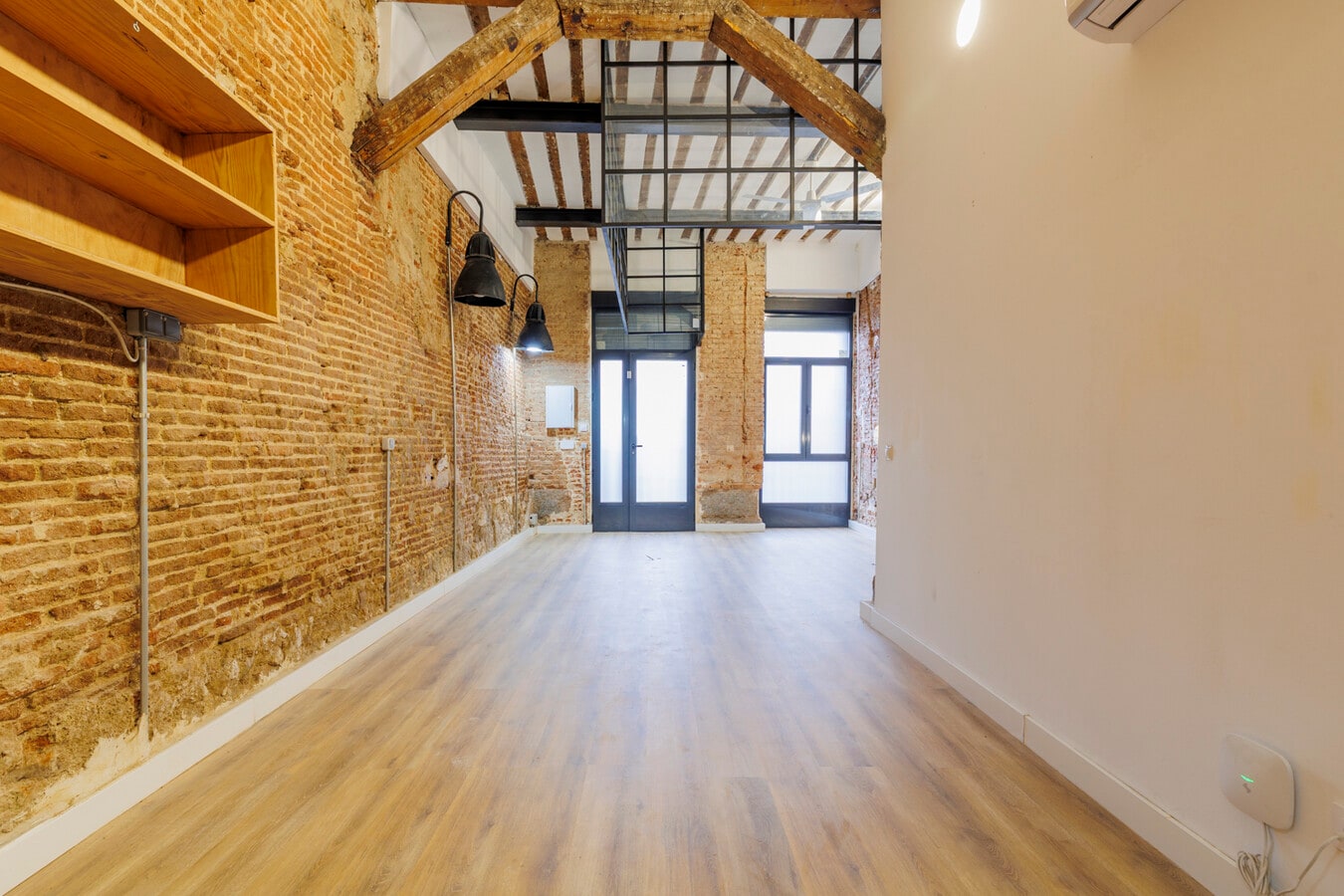 Madrid, MAD 28012 - Unit Puerta 02 -  - Interior Photo - Image 1 of 11