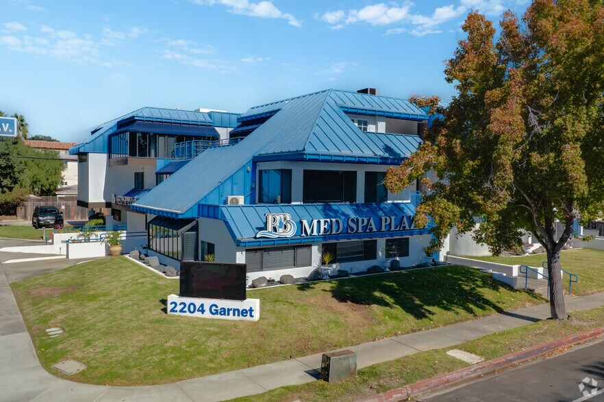 2204 Garnet Ave, San Diego, CA à louer - Photo principale - Image 1 de 3