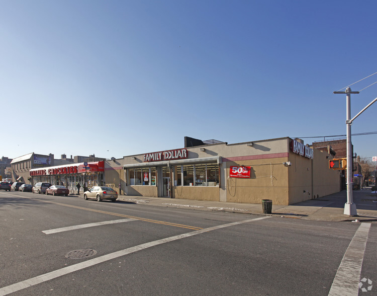 830-842 Rockaway Ave, Brooklyn, NY à louer - Photo du bâtiment - Image 1 de 2