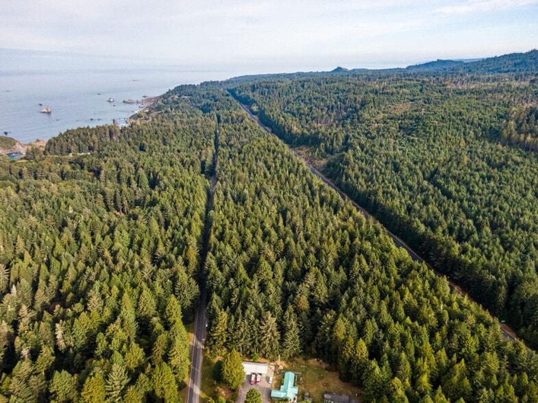 1155 Patricks Point, Trinidad, CA for sale - Building Photo - Image 3 of 6