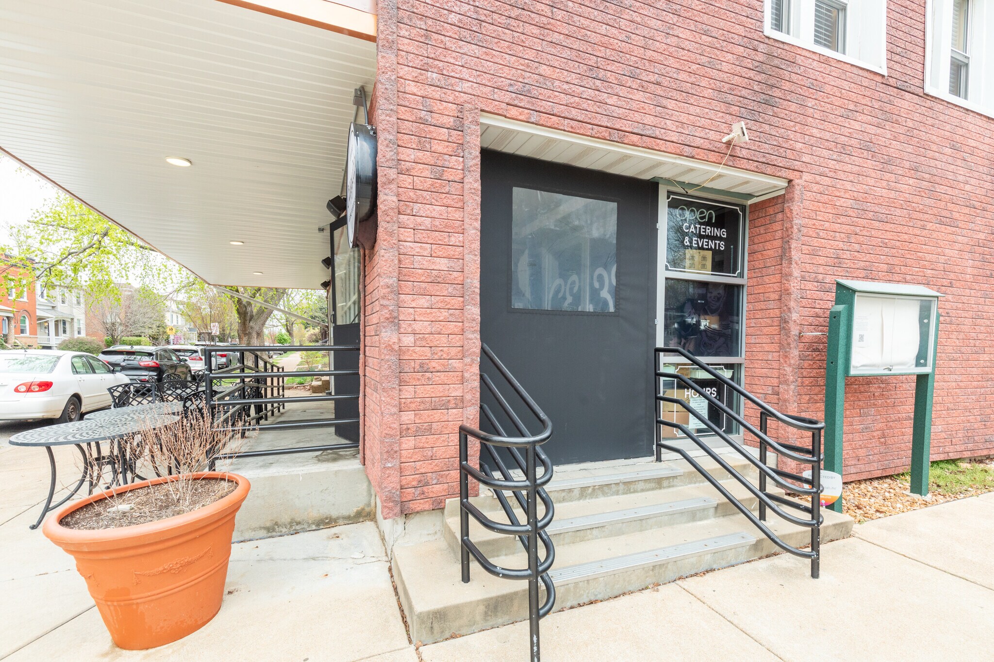 4168 Juniata St, Saint Louis, MO for lease Interior Photo- Image 1 of 9