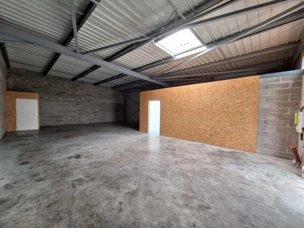 Flex in Carbon-Blanc for lease Interior Photo- Image 1 of 7