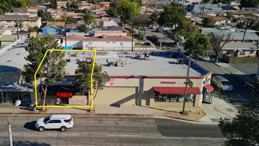 3423-3427 Tweedy Blvd, South Gate, CA for lease - Building Photo - Image 2 of 5