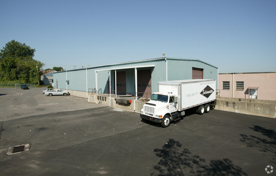 396 Ledyard St, Hartford, CT à louer - Photo du bâtiment - Image 3 de 8