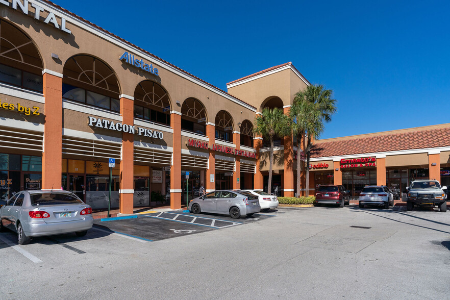 7902-7930 NW 36th St, Miami, FL for lease - Building Photo - Image 2 of 5