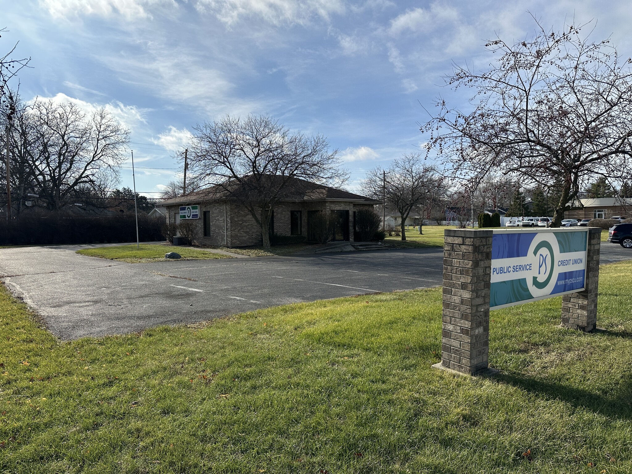 3425 Hobson Rd, Fort Wayne, IN for sale Primary Photo- Image 1 of 38