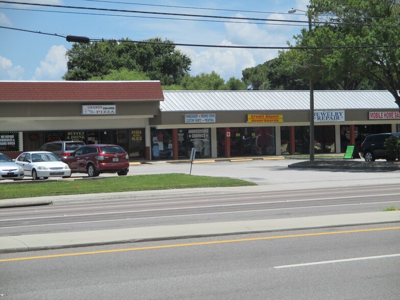 13355 Belcher Rd, Largo, FL à louer - Photo du bâtiment - Image 2 de 2