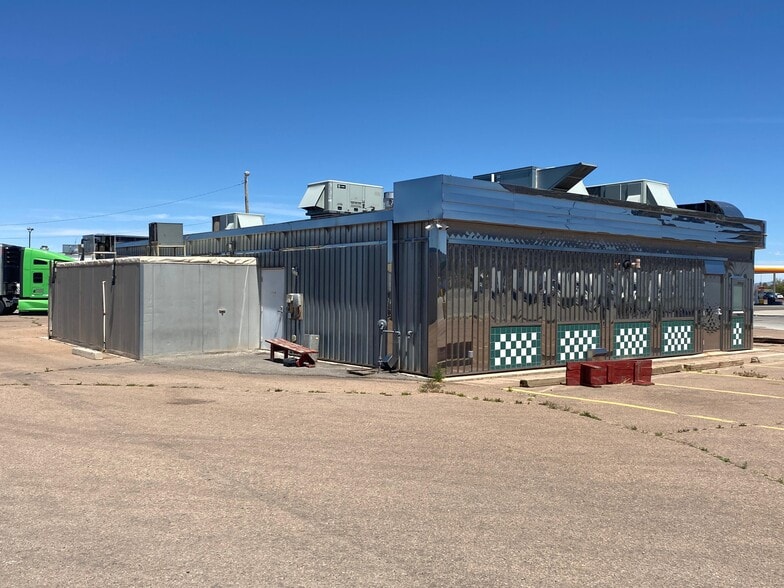 1300 Motel Dr, Milan, NM à louer - Photo du bâtiment - Image 3 de 3