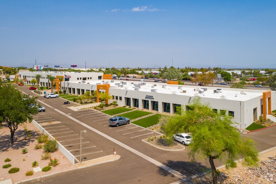 10201 S 51st St, Phoenix, AZ for lease - Building Photo - Image 3 of 5