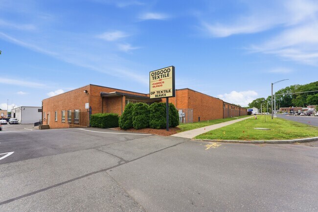 Plus de détails pour 333 Park St, West Springfield, MA - Industriel à louer
