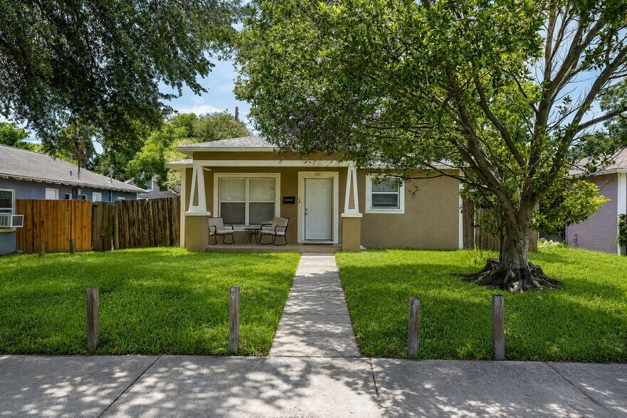 2621 6th St S, Saint Petersburg, FL à vendre - Photo principale - Image 1 de 1
