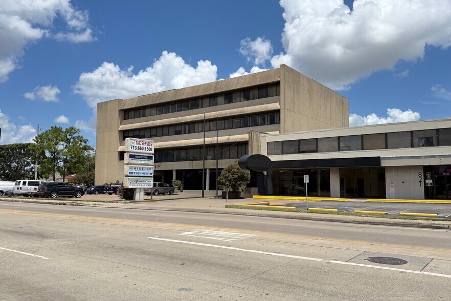 817 Southmore Ave, Pasadena, TX for sale - Building Photo - Image 2 of 2