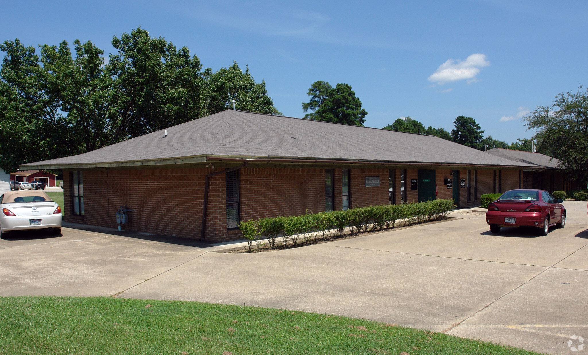 100 E 20th St, Hope, AR for sale Primary Photo- Image 1 of 1