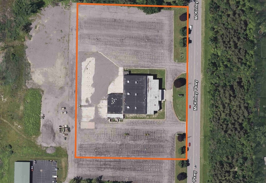 3950 McKinley Pky, Buffalo, NY for sale - Aerial - Image 1 of 1