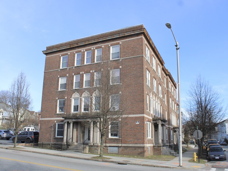 1029 Main St, Worcester, MA à vendre - Photo du bâtiment - Image 1 de 1