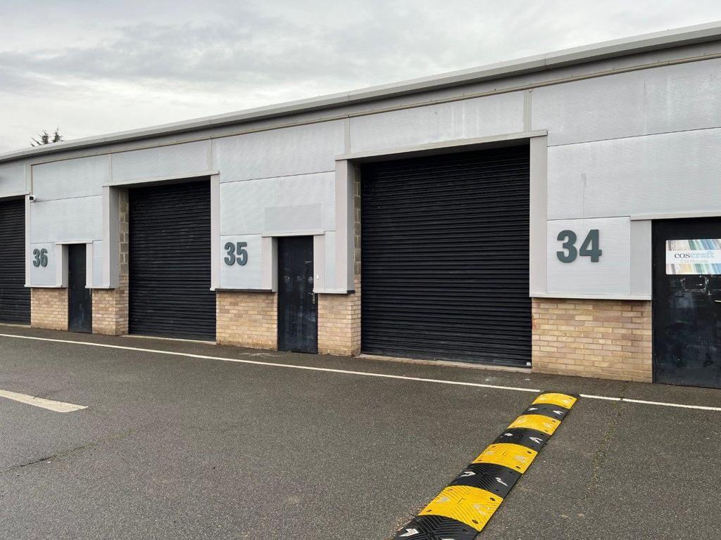 Moorside, Colchester à louer Photo du bâtiment- Image 1 de 3