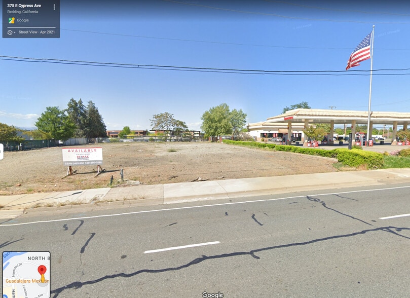 380 E Cypress Ave, Redding, CA for sale - Building Photo - Image 3 of 10