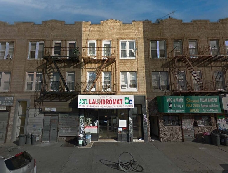 207 Avenue M, Brooklyn, NY for sale - Primary Photo - Image 2 of 8